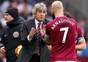 مدرب وست هام أريد هزيمة ليفربول من أجل مانشستر سيتي