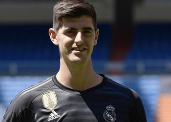 كورتوا يتسبب في غضب إدارة تشيلسي