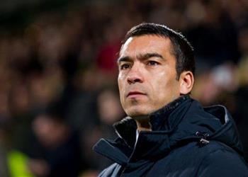 أسطورة برشلونة يختار أفضل 11 لاعب في التاريخ