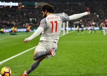 وست هام يفتح تحقيقا حول عنصرية مشجعيه تجاه محمد صلاح