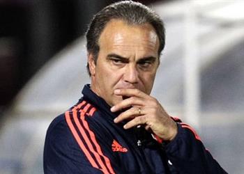 لاسارتي يجتمع بطبيب الأهلي للاطمئنان على المصابين