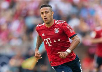 ألكانتارا يدرس العودة لبرشلونة بسبب زوجته