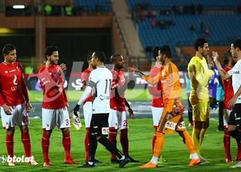 الإصابة تحرم مدافع الأهلي من مواجهة سيمبا في دوري الأبطال