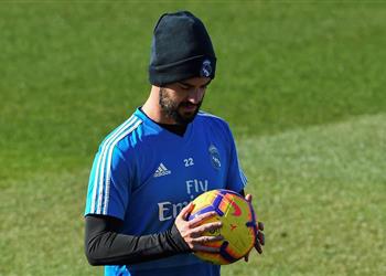 ماركا تكشف موقف إيسكو من المشاركة أمام أياكس في دوري أبطال أوروبا