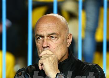 خاص الزمالك يطلب من جروس استبعاد صانع ألعاب الفريق بسبب الغضب من المساواة