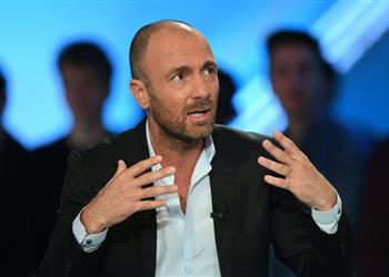 أسطورة فرنسا يرشح جناح برشلونة للانضمام إلى مارسيليا