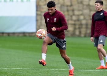 هل يشارك تشامبرلين مع ليفربول أمام بايرن ميونخ بدوري أبطال أوروبا كلوب يوضح