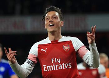 ممثلو أوزيل يبحثون عن ناد جديد