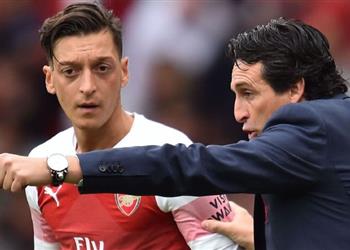 استبعاد أوزيل أمام باتي بوريسوف وإيمري يكشف السبب