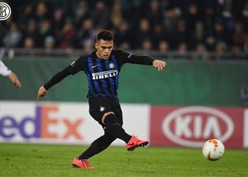 بالفيديو إنتر يعود بفوز صعب أمام رابيد فيينا ويضع قدما في ثمن نهائي الدوري الأوروبي