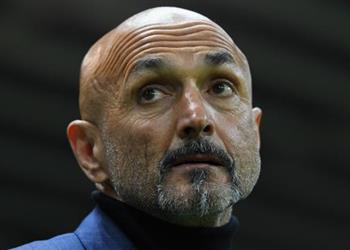 سباليتي يكشف لماذا س حبت شارة القيادة من ماورو إيكاردي