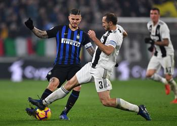 صورة كيلليني يزيد التكهنات بشأن اقتراب إيكاردي من يوفنتوس