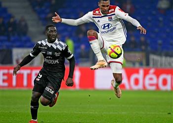 ليون يتخطى جينجان في البروفة الأخيرة قبل صدام برشلونة بدوري الأبطال