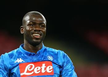 بعد اهتمام برشلونة ومانشستر يونايتد كوليبالي يعلق على مستقبله