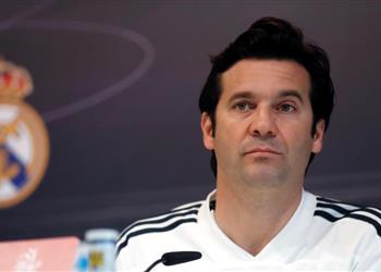 سولاري مباراة جيرونا م عقدة لسنا مضطهدين من تيباس وسنواصل مطاردة برشلونة