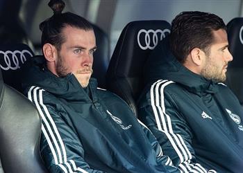 كورتوا جاريث بيل يتعامل كالـ منبوذ في ريال مدريد