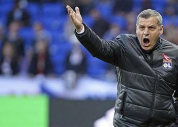 مدرب ليون ميسي عبقري ومن المستحيل إيقافه ورابيو مناسب لأسلوب برشلونة