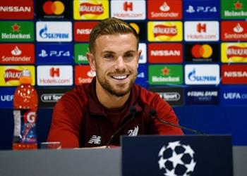 هندرسون نريد الفوز بدوري الأبطال وبريمرليج ومستعد للعب كمدافع أمام بايرن ميونخ