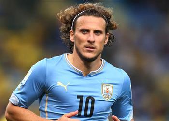 فورلان يكشف عن توفعاته لمباراة أتليتكو مدريد ويوفنتوس