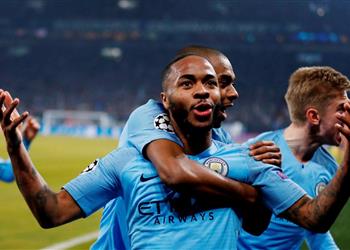 فيديو مانشستر سيتي يفوز على شالكه بصعوبة في دوري أبطال أوروبا بـ10 لاعبين