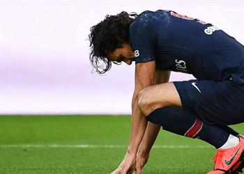 كافاني يعو لتدريبات باريس سان جيرمان وسط تفاؤل بإمكانية لحاق مواجهة يونايتد بدوري الأبطال