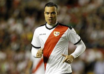 مهاجم رايو فاييكانو أعود لريال مدريد في نهاية الموسم وبنزيما أفضل مهاجم بالعالم