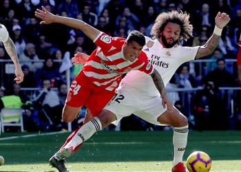 سولاري يقدم الفرصة الأخيرة لمارسيلو