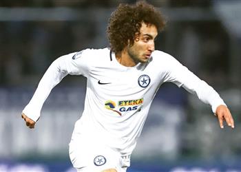 تشكيل المباراة عمرو وردة أساسي مع أتروميتوس في مواجهة أستيراس