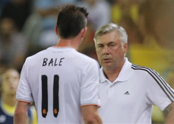 أنشيلوتي يكشف دور بيل وبيريز في رحيله عن ريال مدريد