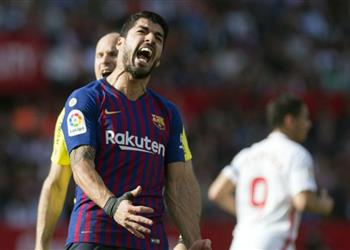 آلام الركبة تعاود سواريز مجدد ا قبل صدام الكلاسيكو