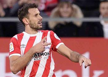 ستواني يعلق لأول مرة على اهتمام برشلونة لضمه في الميركاتو الشتوي