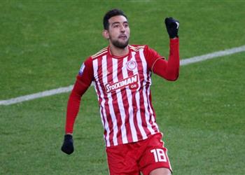 تشكيل المباراة كوكا بديلا في مباراة أولمبياكوس ولاميا بكأس اليونان