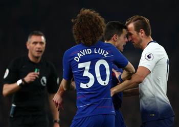 بوتشيتينو يدافع عن هاري كين بعد نطح أزبيليكويتا