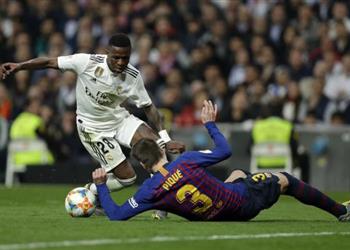 مورينتس متفائل بفينيسيوس وميسي ي عد عائق كبير للمنافسين