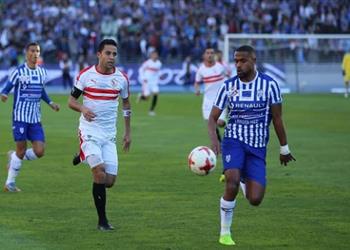 الزمالك بزيه التقليدي أمام بترو أتليتيكو الأزرق في الكونفدرالية