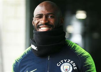 رسميا مانشستر سيتي يعلن تجديد عقد مانجالا