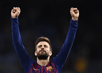 صحيفة سبورت تعنون بيكيه أفضل مدافع في العالم