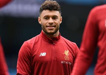 ليفربول يتلقى خبر ا سار ا بشأن تشامبرلين