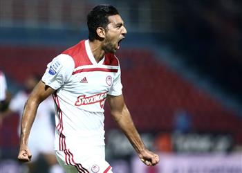 كوكا يواصل التألق ويسجل هدف ا أمام أبولون في الدوري اليوناني