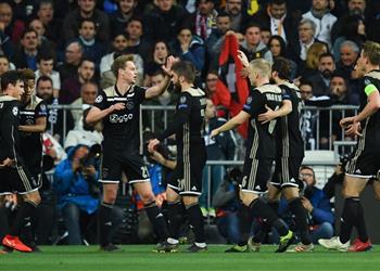 بالفيديو خروج البطل أياكس يهين ريال مدريد برباعية ويتأهل لربع نهائي دوري أبطال اوروبا