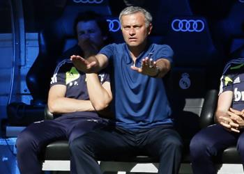 آس ريال مدريد يبدأ مفاوضاته لإعادة جوزيه مورينيو