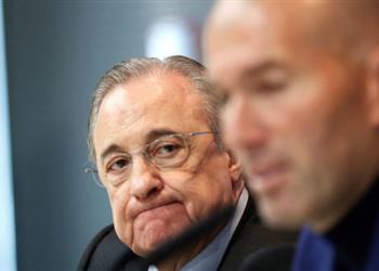 فلورينتو بيريز يحلم بعودة زيدان لريال مدريد