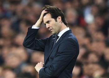 أسطورة ريال مدريد يعرض نفسه على بيريز لخلافة سولاري