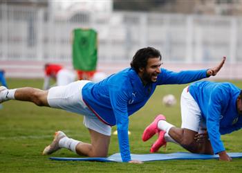 محمود علاء يمتثل لأوامر جروس قبل مباراة الزمالك وجورماهيا