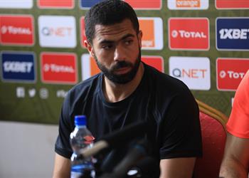 أحمد فتحي الملاعب الترتان تؤثر علينا سلب ا والضغط الجماهيري لا يفرق معنا