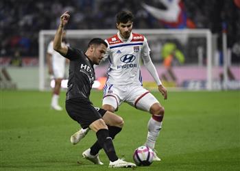 تيريه سنبذل جهد ا بنسبة 200 لتحقيق الإنجاز أمام برشلونة بدوري الأبطال