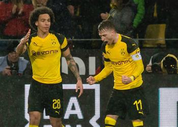 دورتموند يواصل الضغط على بايرن ميونيخ ويتخطى شتوتجارت بثلاثية