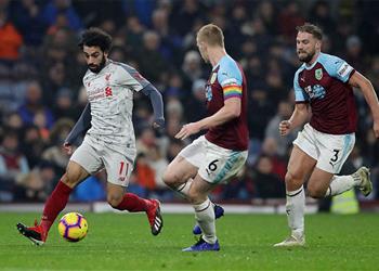 موعد والقناة الناقلة ومعلق مباراة ليفربول وبيرنلي في الدوري الإنجليزي