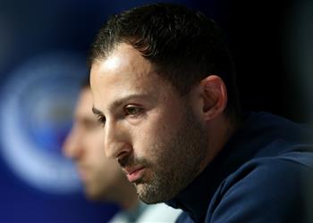 مدرب شالكه بعد السقوط بسباعية أمام مانشستر سيتي لا توجد أعذار