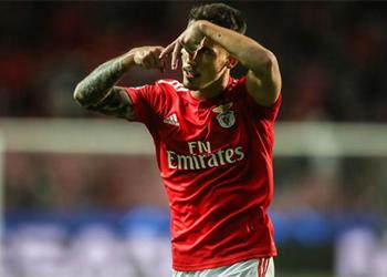 تقارير آرسنال ومانشستر سيتي يتنافسان على ضم مدافع بنفيكا